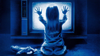 Girl sitting floor tv hands 2 - a tv free wallpaper