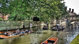 Boats people riding river bridge - adobe lightroom free wallpaper