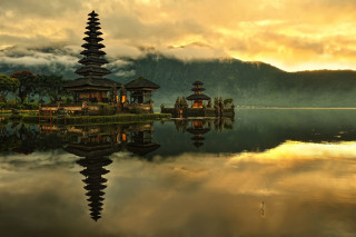 Lake pagoda mountain clouds sky - ding yunpeng free wallpaper for desktop