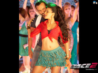 Man woman dancing costume crowd - altoon sultan free wallpaper for desktop