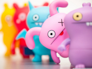 Toy figures colorful blurry bokeh - different free wallpaper
