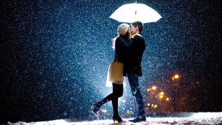 Couple kissing umbrella rain night 3 - shining free wallpaper