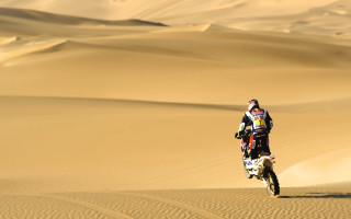 Motorcycle desert sand dunes rider - antoni pitxot free wallpaper