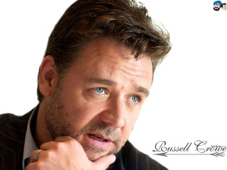 Man suit tie serious expression 6 - movement free wallpaper for desktop