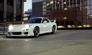 White sports car night cityscape 2 - its light free wallpaper for desktop