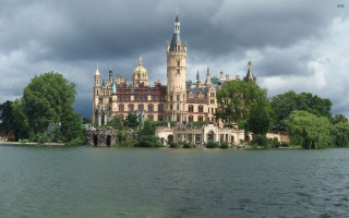 Large building tower water trees - a tower free wallpaper
