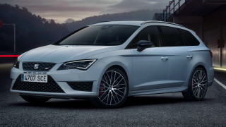 White seat atex parked night - a dark sky free wallpaper