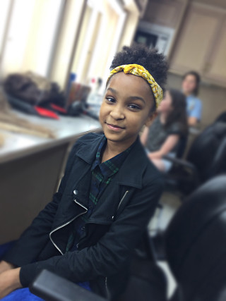 Young girl chair headband people - alexis simon belle free wallpaper for mobile