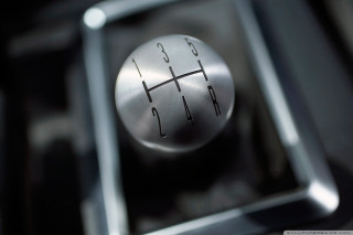 Metal knob car engine closeup - les automatiste free wallpaper