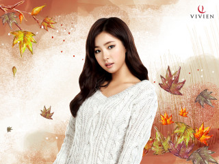 Woman white sweater autumn leaves - a white sweater free wallpaper for desktop