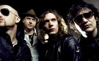 Men sunglasses hats jackets group - looking free wallpaper