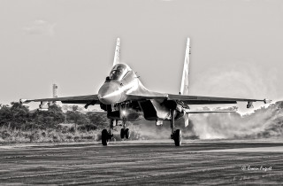 Jet plane taking off smoke - gear free wallpaper for desktop