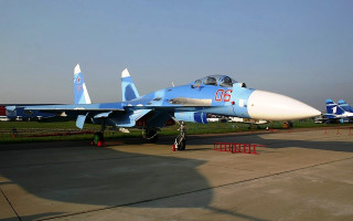 Blue white jet airport tarmac - top of an airport tarmac next free wallpaper
