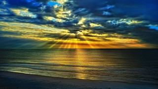 Sunset ocean clouds sun rays 2 - cloud and sun rays free wallpaper for desktop