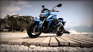 Blue motorcycle ocean palm trees - a blue motorcycle free wallpaper