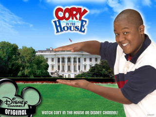 Man pointing white house mouse - conroy maddox free wallpaper