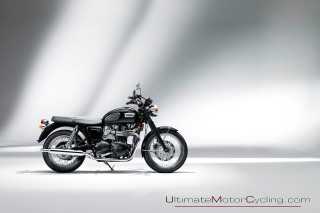 Black motorcycle studio white gray - david gilmour blythe free wallpaper
