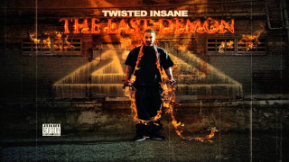Twisted insane demon fire flame - insane free wallpaper