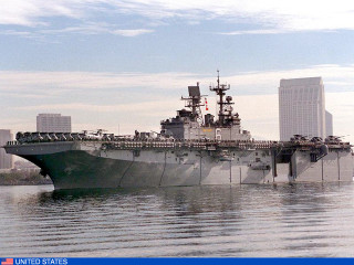 Large ship water buildings sky - the background and a sky background free wallpaper