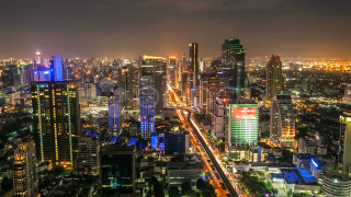 City night lights buildings traffic - traffic free wallpaper