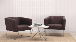 Two chairs table rug pink - a rug in a room free wallpaper