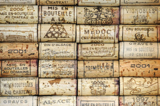 Wine corks pile stacked top - vine free wallpaper for desktop