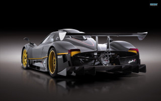 Car yellow stripe wing back - a yellow stripe free wallpaper