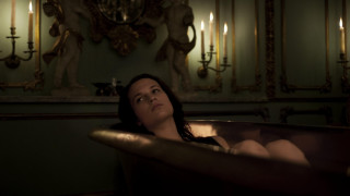 Woman bathtub candles mirror relaxation - a mirror behind her free wallpaper