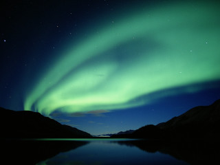 Green blue aurora lake night 4 - aurora free wallpaper for desktop