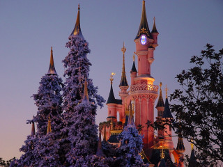 Castle clock night snow trees 3 - magical atmosphere free wallpaper