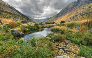 River valley mountains grass rocks - mountain and grass free wallpaper