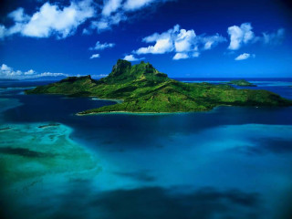 Small island water clouds plane 3 - a small island free wallpaper for desktop