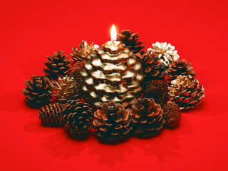 Candle pinecones red background torii - pine free wallpaper