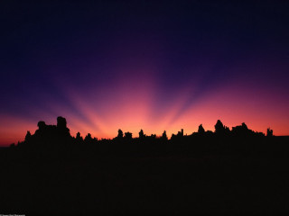 Sunset city silhouette purple sky - crepuscular free wallpaper