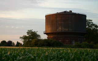 Water tower grass field trees - hdri free wallpaper