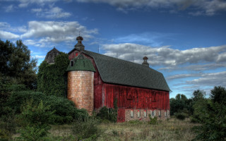 Red barn green roof tall 4 - arlington nelson lindenmuth free wallpaper
