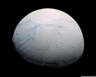 Large white object water dark - a large white object free wallpaper