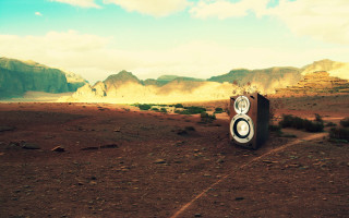 Speaker dirt field mountains desert - top of a dirt field next free wallpaper
