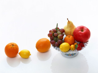 Bowl of fruit on table 2 - fructose free wallpaper