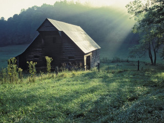 Barn field tree fence sunbeam - crepuscular free wallpaper for desktop