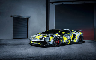 Sports car yellow black paint - a sports car free wallpaper