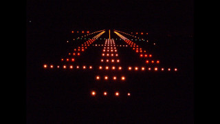 Large airplane flying dark lights - a large airplane free wallpaper for desktop
