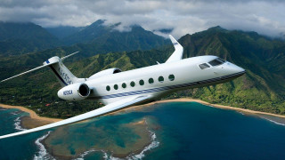 Small white plane hillside ocean - lush free wallpaper