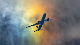 Plane flying sky rainbow clouds - atmospheric free wallpaper