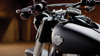 Motorcycle black handlebars black helmet 2 - a black helmet free wallpaper